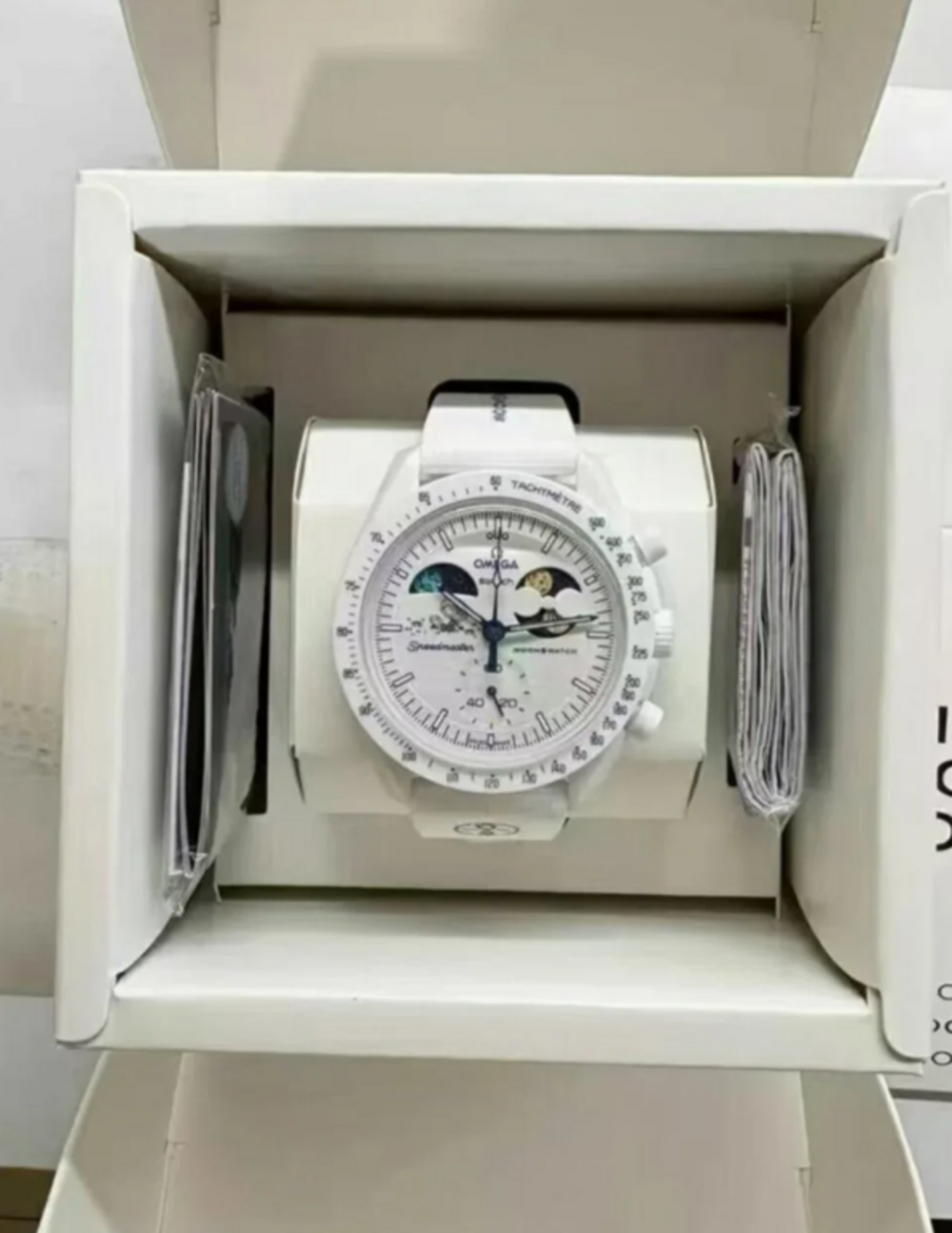 Omega Swatch Mission To The Moon Phase Chronograph Wrist Watch - Picture 1 of 5